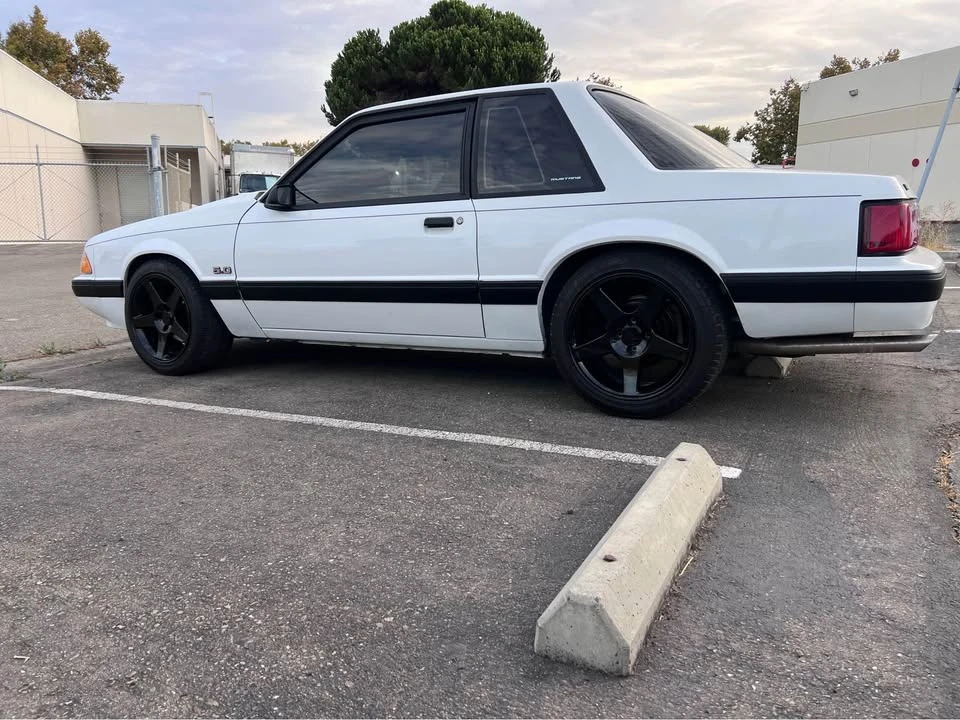 1990 Ford Mustang 3rd Gen - Image 4 of 11