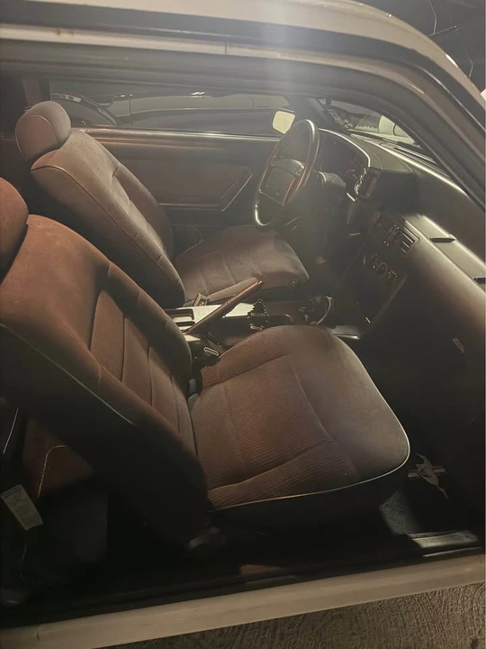 1990 Ford Mustang 3rd Gen - Image 11 of 15