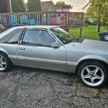 1990 Ford Mustang LX 5.0 Liter Hatchback 2D