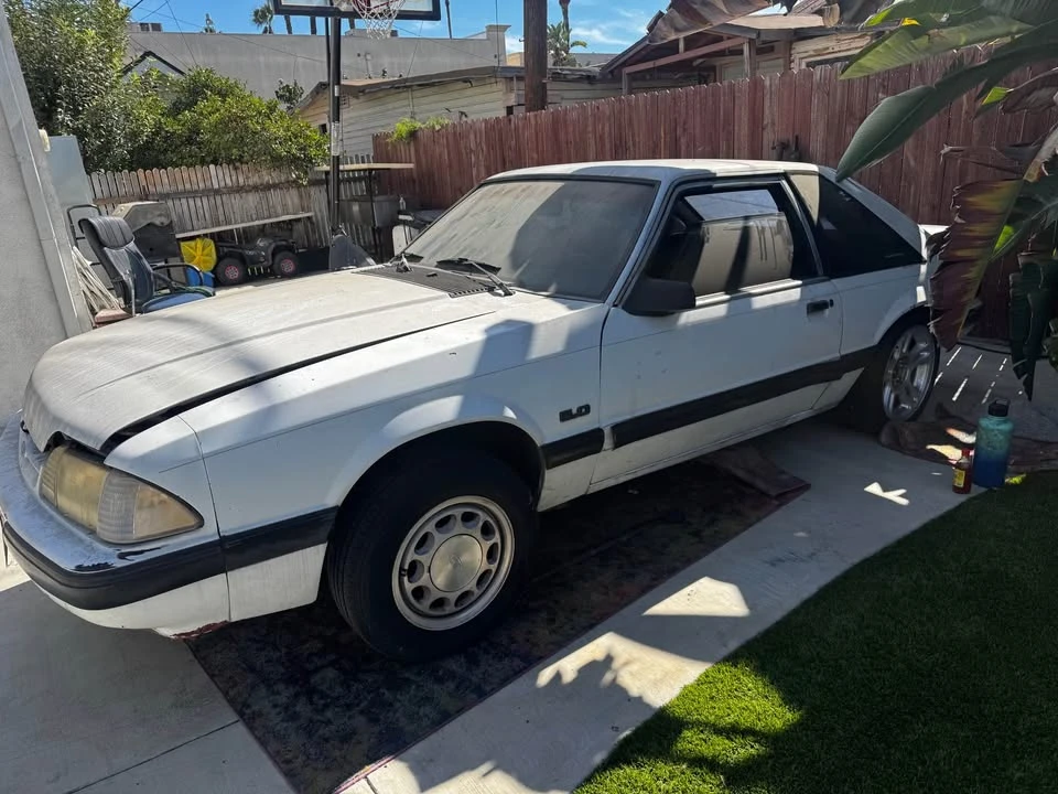 1990 Ford Mustang 3rd Gen - Image 2 of 9