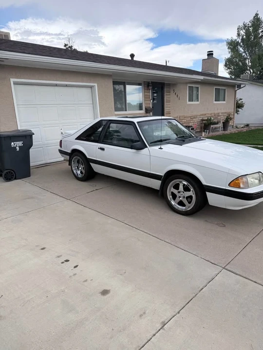 1990 Ford Mustang 3rd Gen - Image 2 of 8
