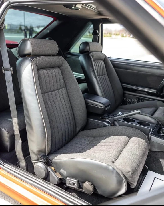 1990 Ford Mustang 3rd Gen - Image 7 of 15