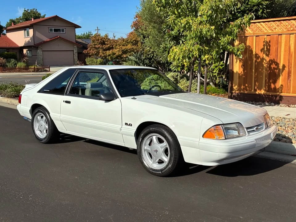 1990 Ford Mustang 3rd Gen - Image 9 of 19