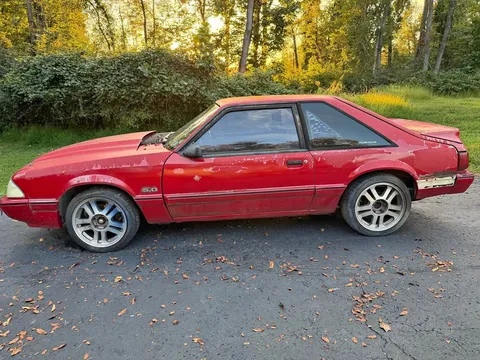 1990 Ford Mustang LX 5.0 Liter Hatchback 2D