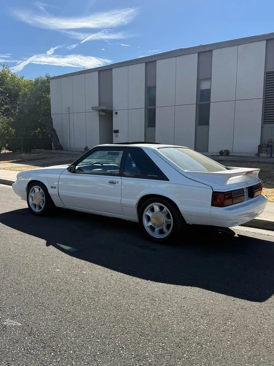 1990 Ford Mustang 3rd Gen - Image 5 of 15