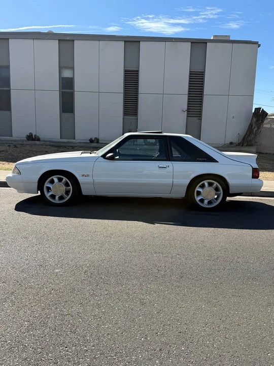1990 Ford Mustang 3rd Gen - Image 2 of 15