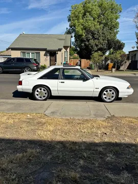 1990 Ford Mustang LX 5.0 Liter Hatchback 2D