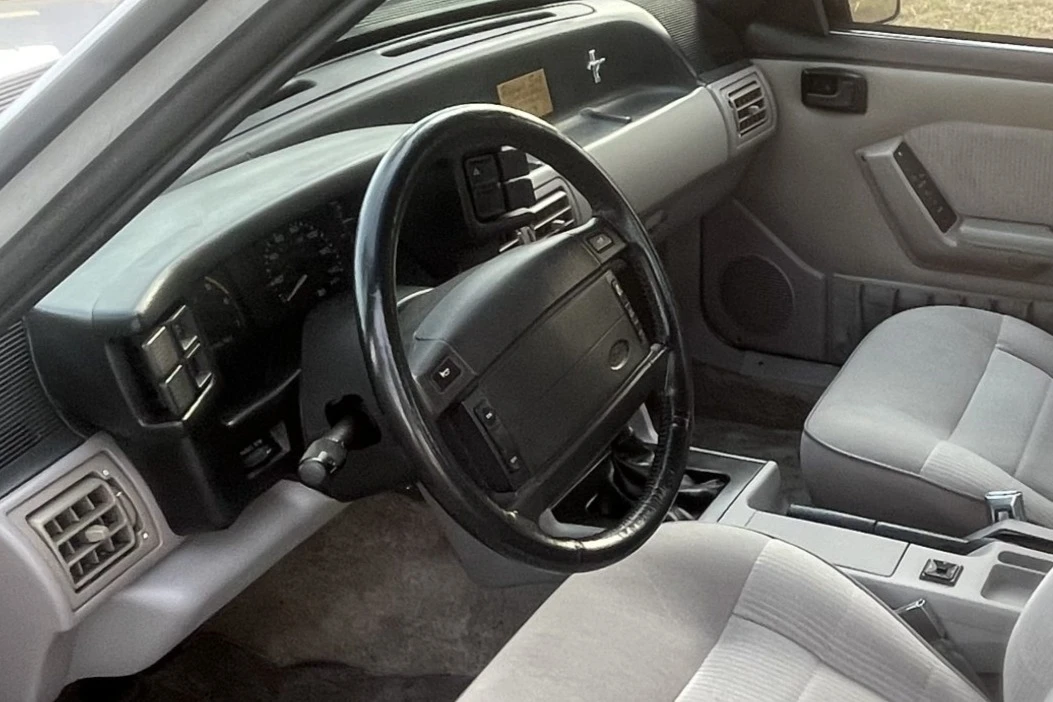 1990 Ford Mustang 3rd Gen - Image 6 of 9