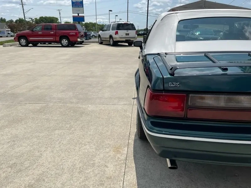 1990 Ford Mustang 3rd Gen - Image 13 of 31