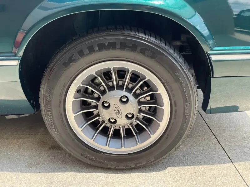 1990 Ford Mustang 3rd Gen - Image 18 of 31