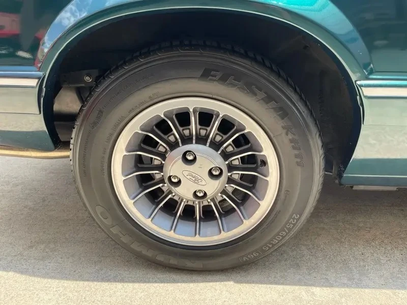 1990 Ford Mustang 3rd Gen - Image 19 of 31