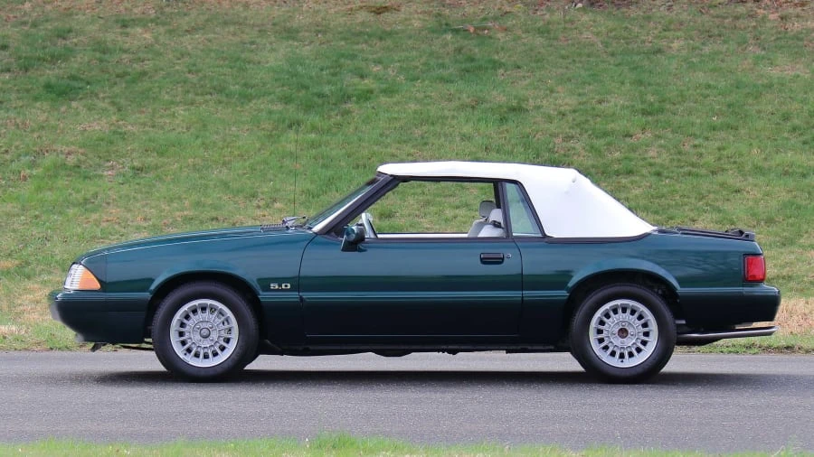 1990 Ford Mustang 3rd Gen - Image 8 of 29