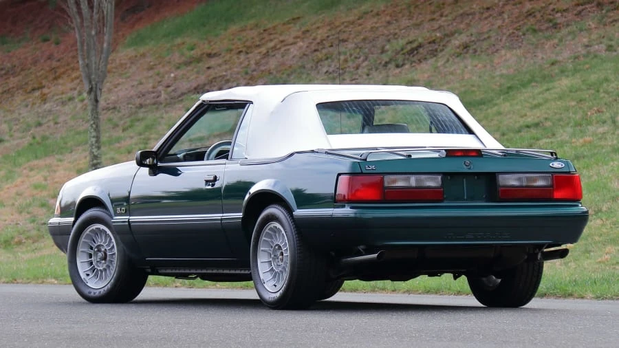 1990 Ford Mustang 3rd Gen - Image 13 of 29