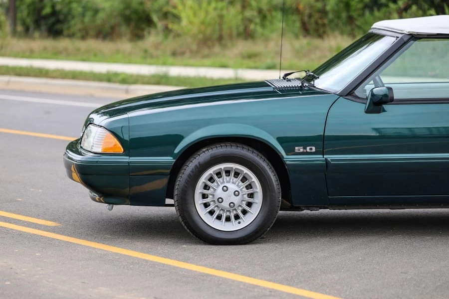 1990 Ford Mustang 3rd Gen - Image 14 of 31