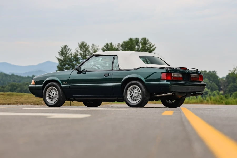 1990 Ford Mustang 3rd Gen - Image 2 of 31