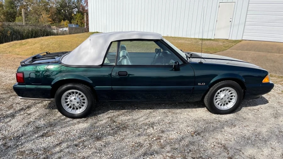 1990 Ford Mustang 3rd Gen - Image 12 of 14