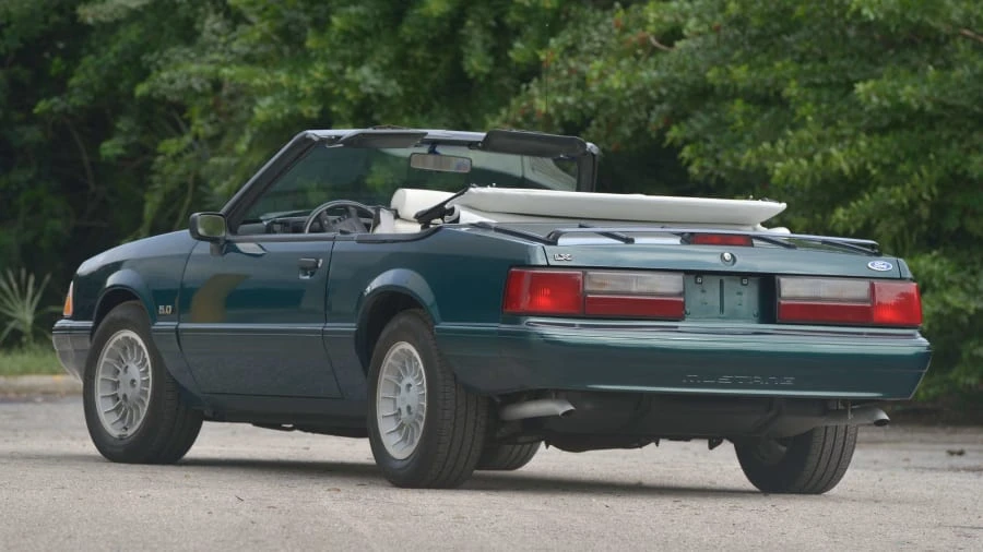 1990 Ford Mustang 3rd Gen - Image 24 of 27