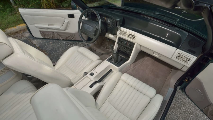 1990 Ford Mustang 3rd Gen - Image 26 of 27