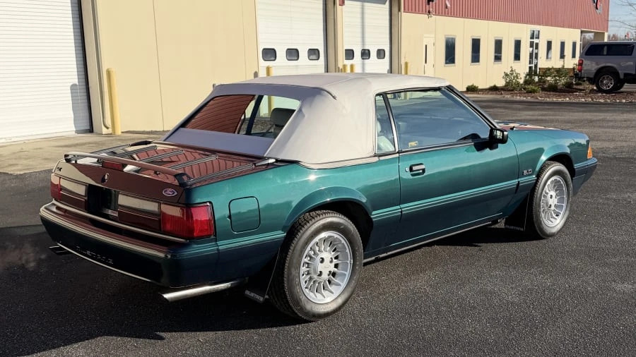 1990 Ford Mustang 3rd Gen - Image 3 of 9