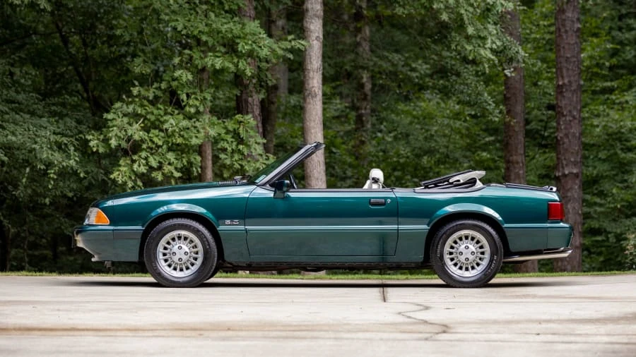 1990 Ford Mustang 3rd Gen - Image 2 of 25
