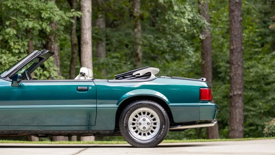 1990 Ford Mustang 3rd Gen - Image 16 of 25