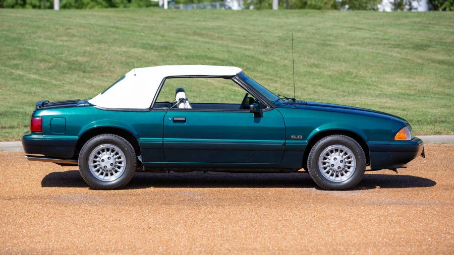 1990 Ford Mustang 3rd Gen - Image 8 of 20