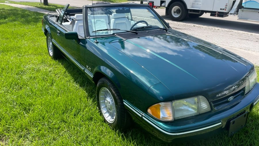 1990 Ford Mustang 3rd Gen - Image 6 of 14