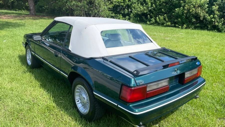 1990 Ford Mustang 3rd Gen - Image 9 of 14