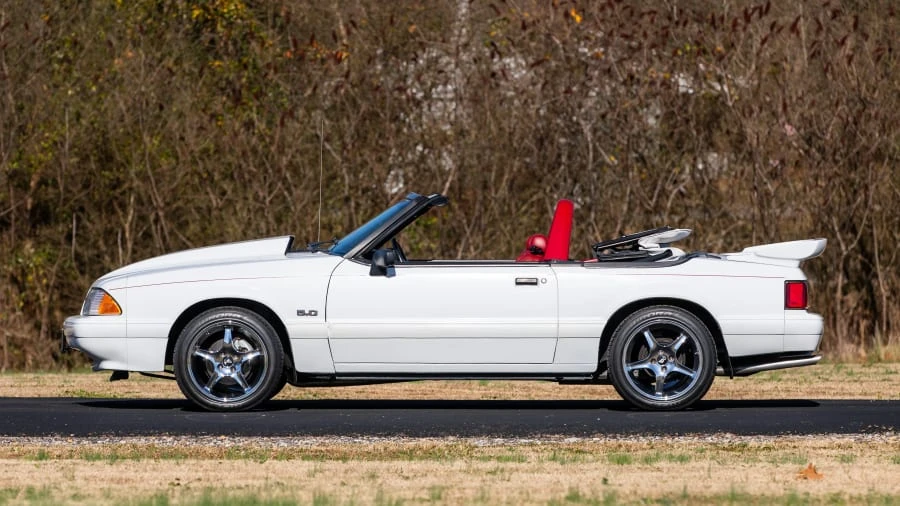 1990 Ford Mustang 3rd Gen - Image 2 of 11
