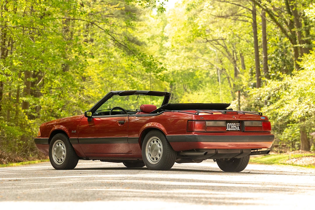 1990 Ford Mustang 3rd Gen - Image 13 of 31