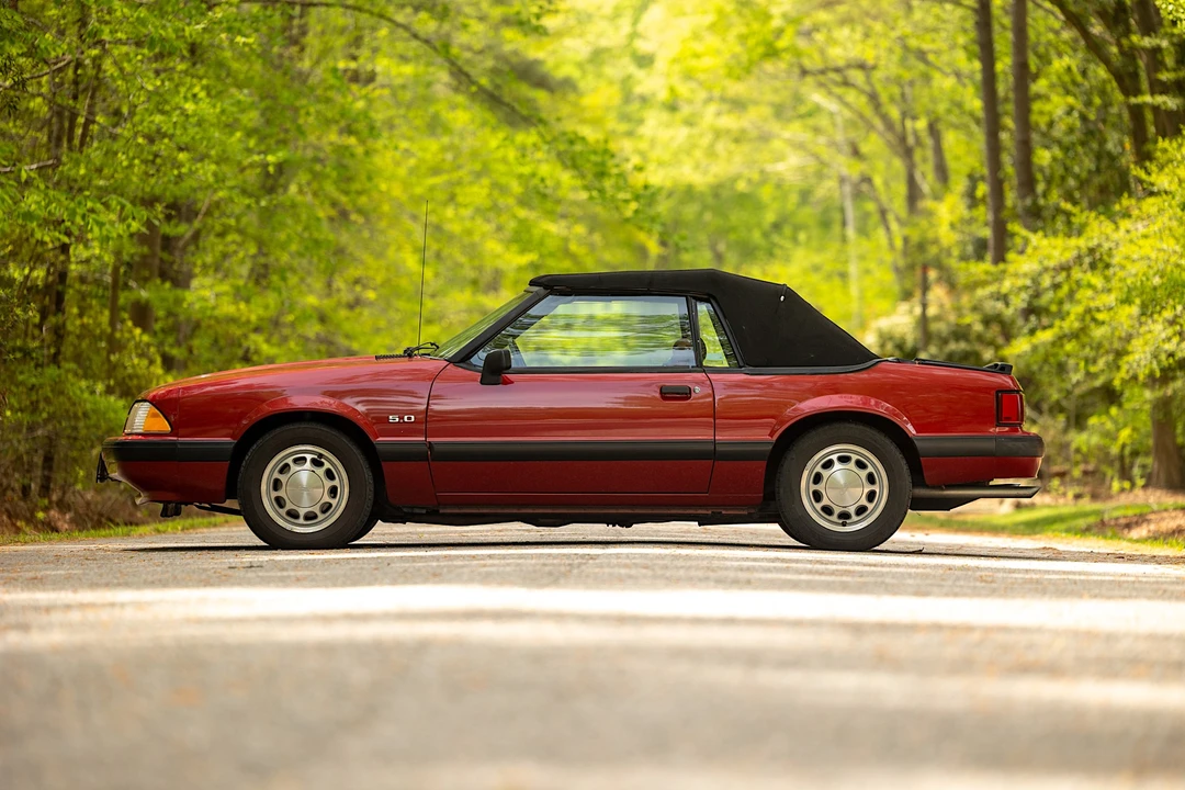 1990 Ford Mustang 3rd Gen - Image 19 of 31