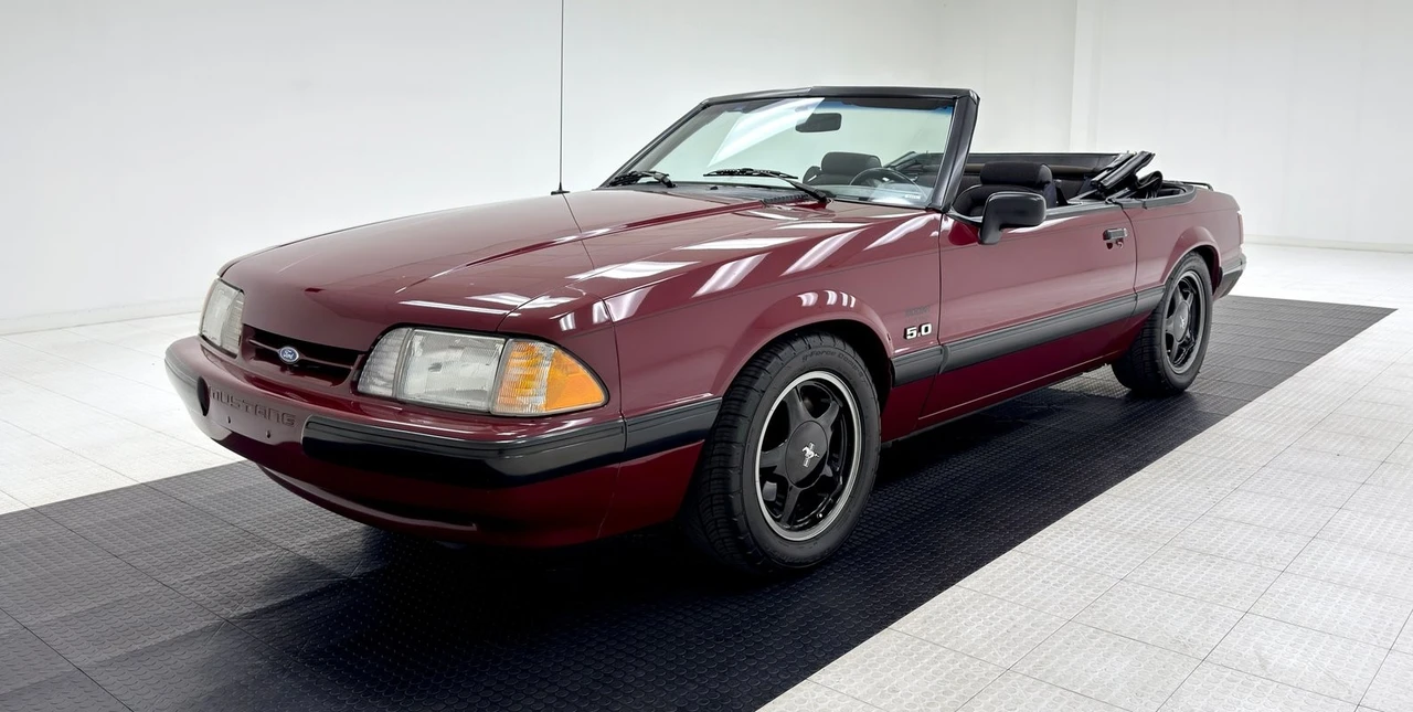 1990 Ford Mustang 3rd Gen - Image 2 of 31