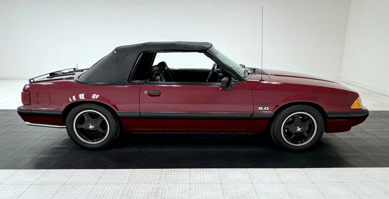 1990 Ford Mustang 3rd Gen - Image 9 of 12