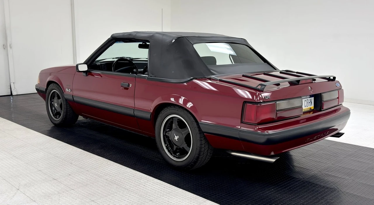 1990 Ford Mustang 3rd Gen - Image 5 of 31