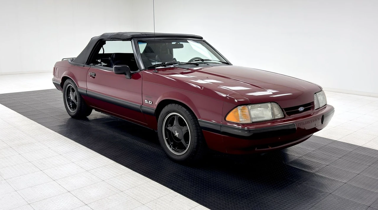 1990 Ford Mustang 3rd Gen - Image 10 of 31