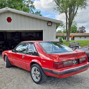 1990 Ford Mustang LX Coupe 2D