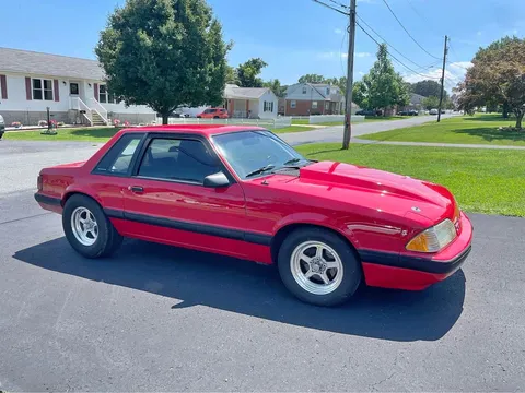 1990 Ford Mustang LX Coupe 2D