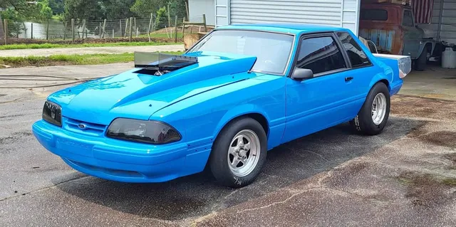1990 Ford Mustang LX Coupe 2D