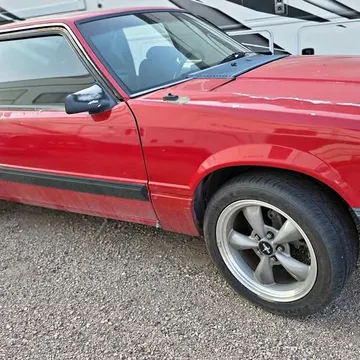 1990 Ford Mustang LX Hatchback 2D