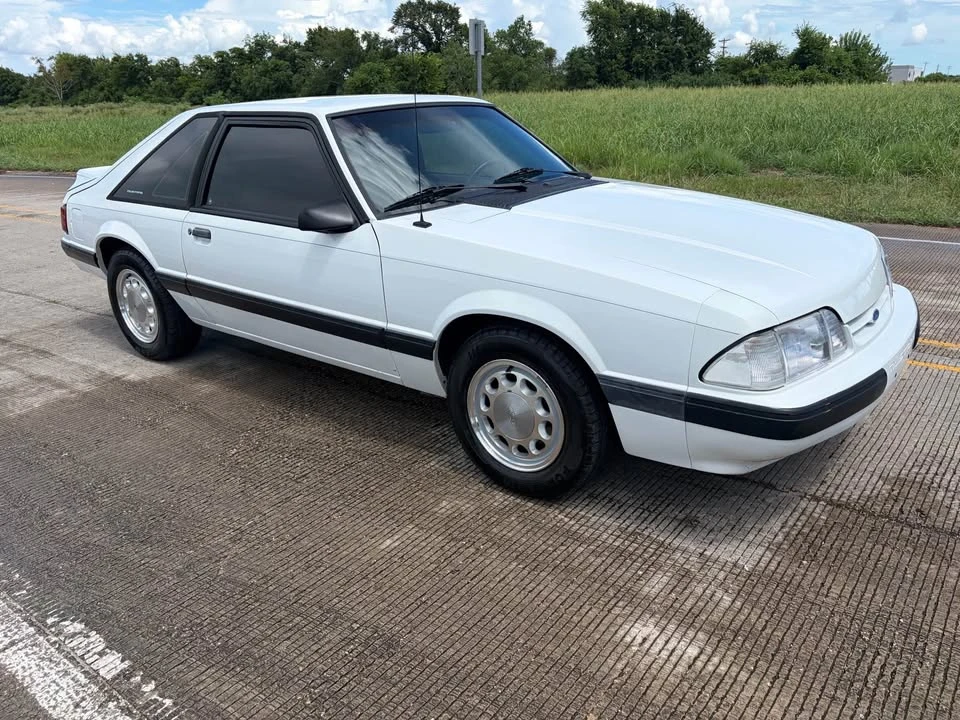 1990 Ford Mustang 3rd Gen - Image 3 of 20