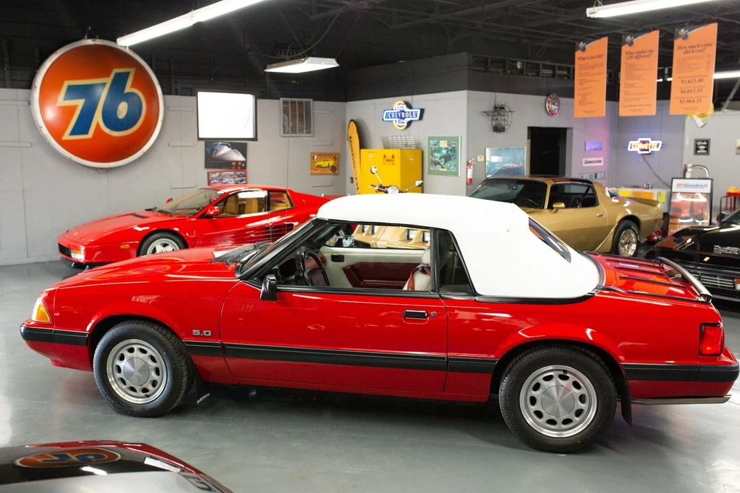 1990 Ford Mustang 3rd Gen - Image 10 of 18