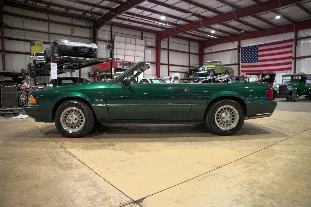 1990 Ford Mustang 3rd Gen - Image 4 of 12