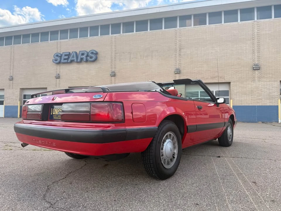 1990 Ford Mustang 3rd Gen - Image 2 of 9