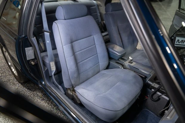 1990 Ford Mustang 3rd Gen - Image 4 of 8