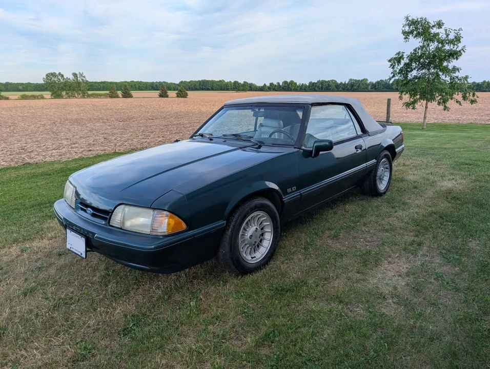 1990 Ford Mustang 3rd Gen - Image 5 of 12