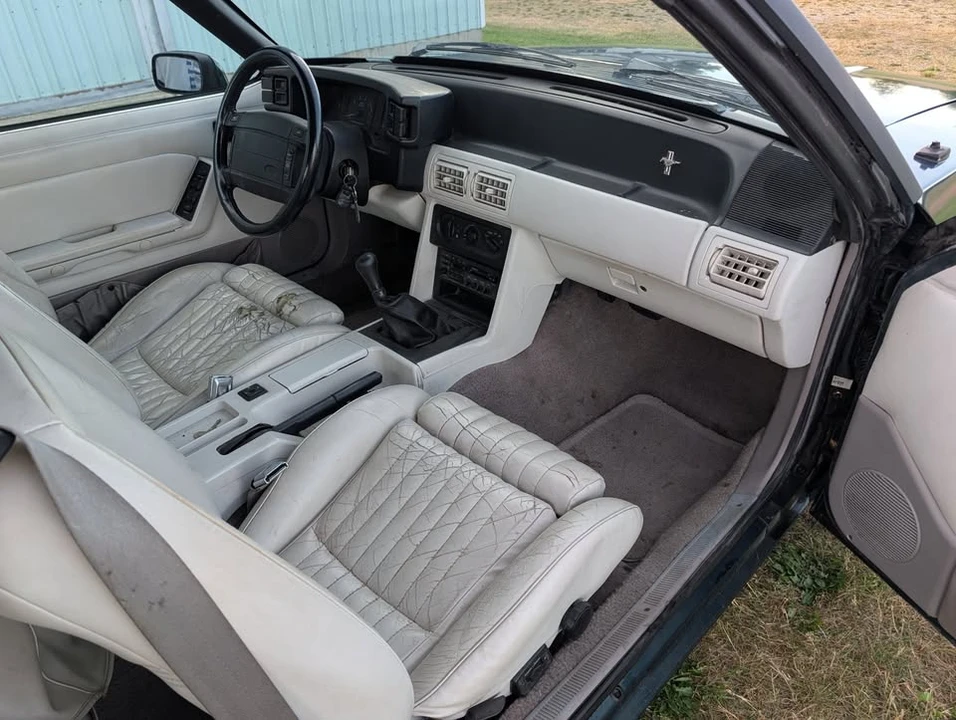 1990 Ford Mustang 3rd Gen - Image 11 of 12