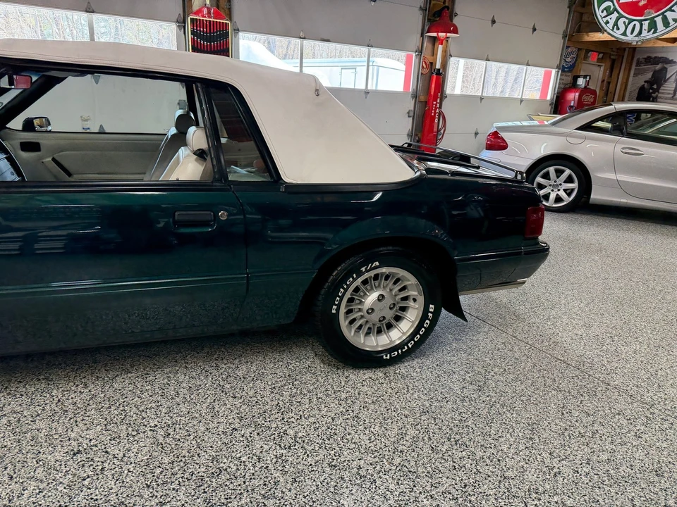 1990 Ford Mustang 3rd Gen - Image 17 of 21