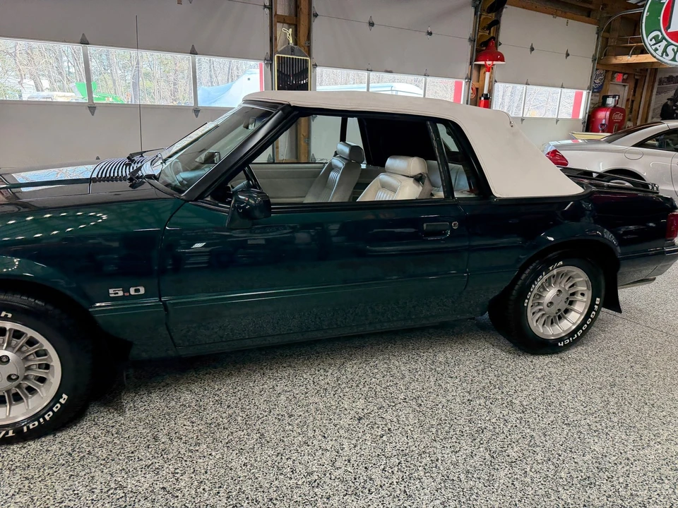1990 Ford Mustang 3rd Gen - Image 19 of 21