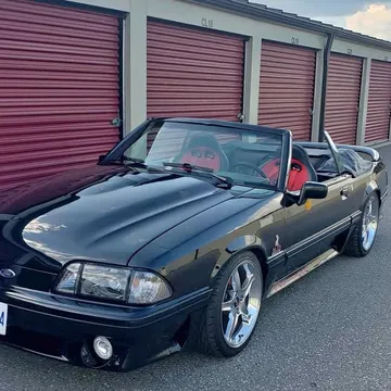 1990 Ford Mustang