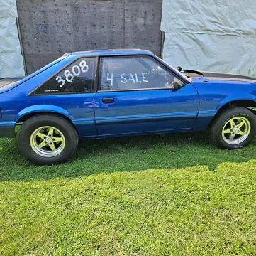 1990 Ford Mustang